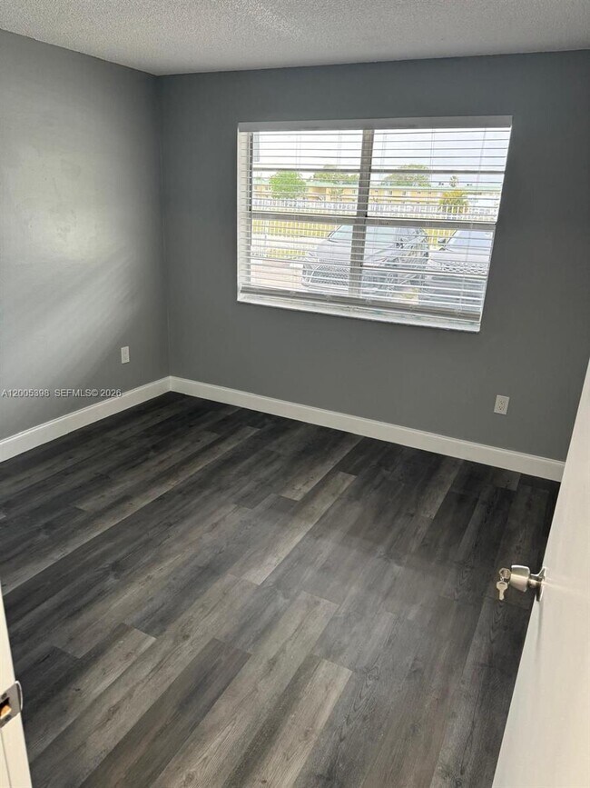 Photo - 301 NW 177th St Unit 130