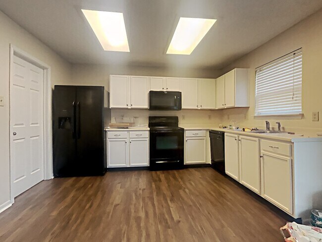 Photo - 6886 Merritt Ridge Way