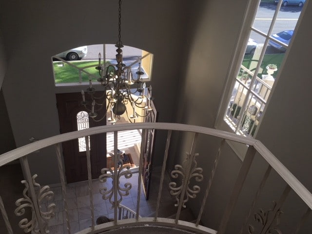 front door entry - 723 S Broadway