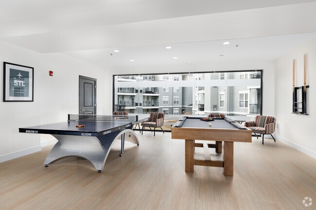 Clubroom - The Landing St. Louis