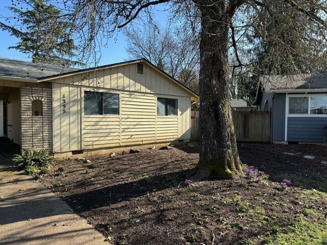 Photo - 3 Bedroom House in SW Eugene