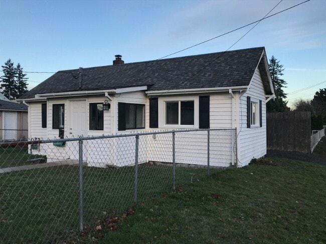 Photo - 1002 Naval Ave