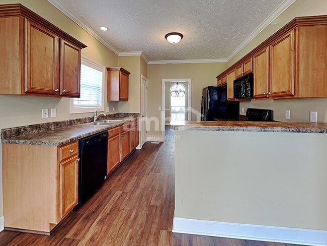 Photo - 1802 Potters Ct