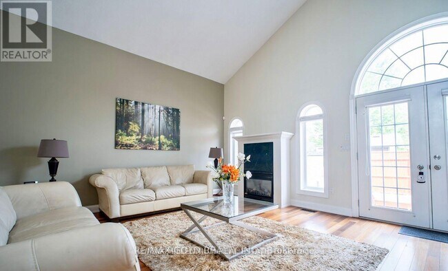 Photo - 8905 McGarry Dr