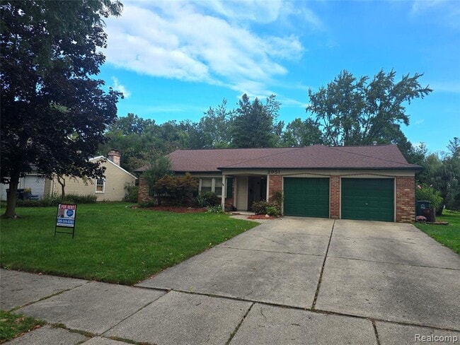 2951 Hill Dr