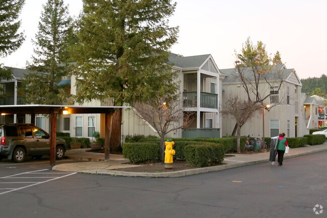 Photo - Hunt's Grove Apartments