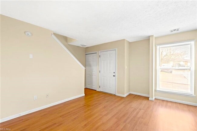 Photo - Anadels Grounds