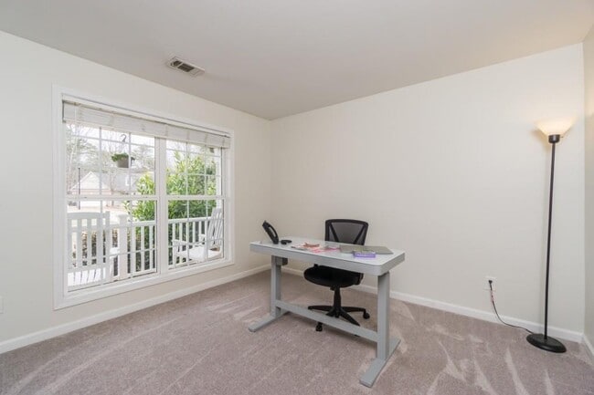 Photo - 8860 Penbrooke Ct