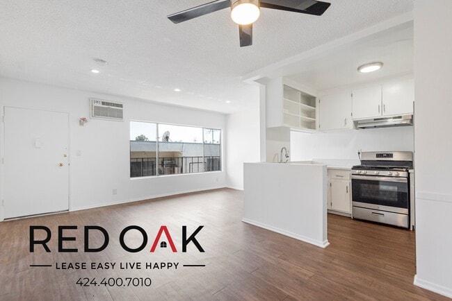 Building Photo - 1051 N Gardner St