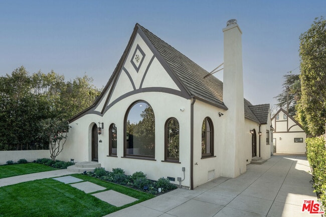 Photo - 4265 Denny Ave