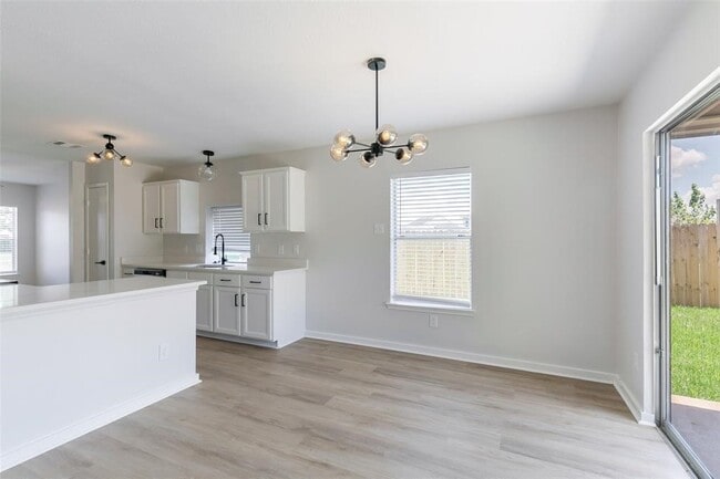 Photo - 16711 Hollow Ridge Dr