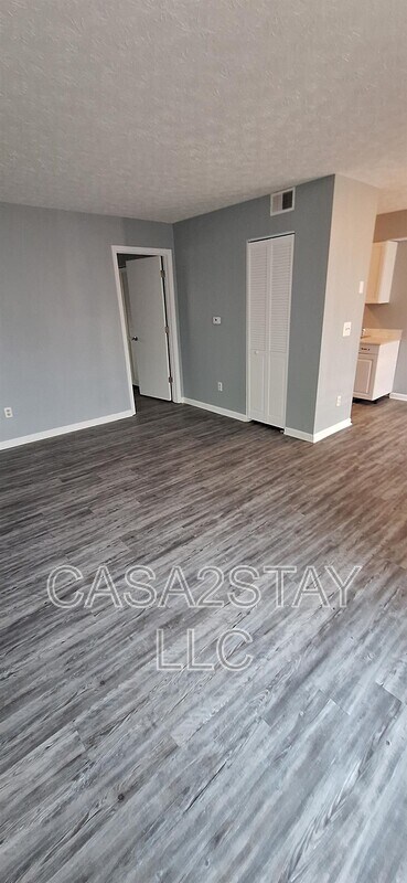 377 Redmar Blvd Unit 41