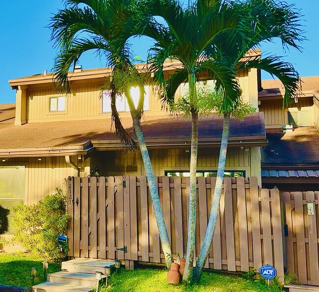 Photo - 2121 SW 82nd Ave