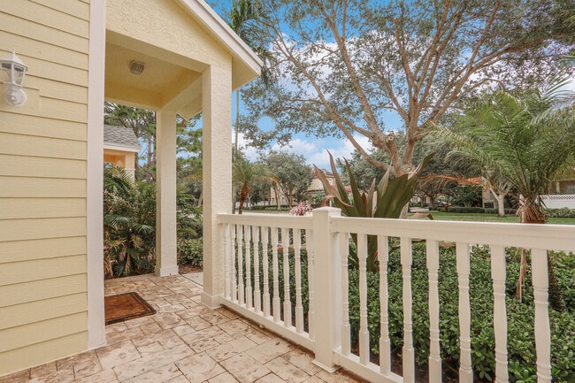 Photo - 826 Dakota Dr