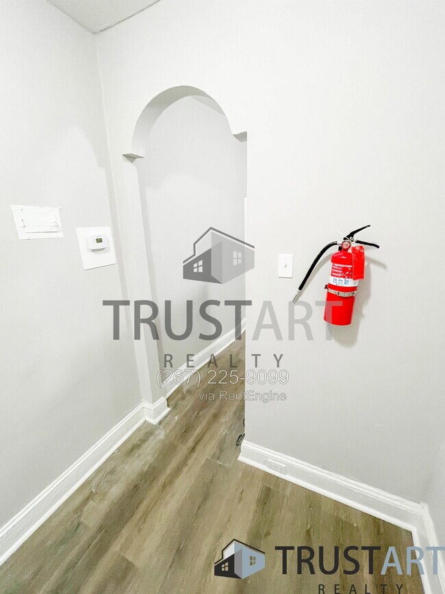 Photo - 2321 N 25th St Unit 1