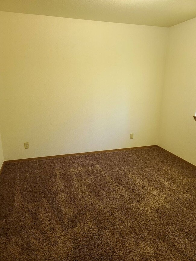 Photo - POST FALLS DUPLEX (P#302)