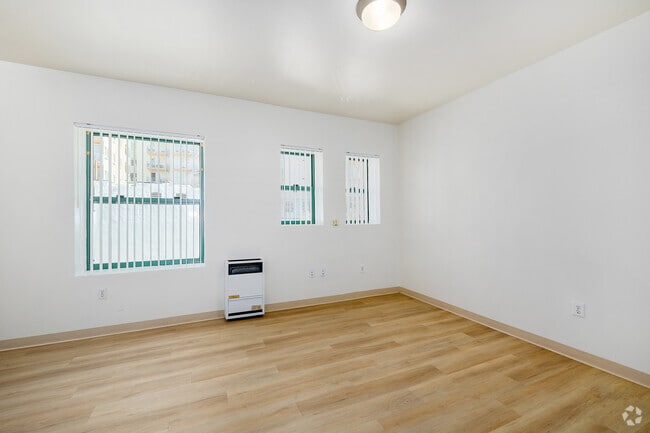 Studio - 370SF - Living Room