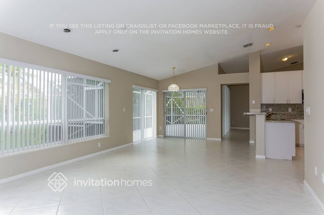 Photo - 9296 Lake Serena Dr