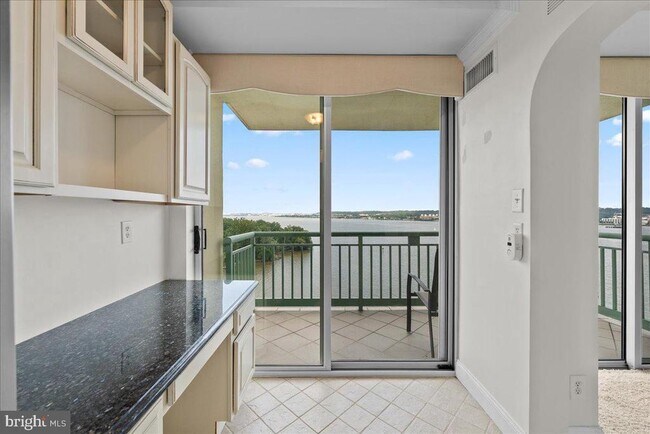 Photo - 501 Slaters Ln Unit 907