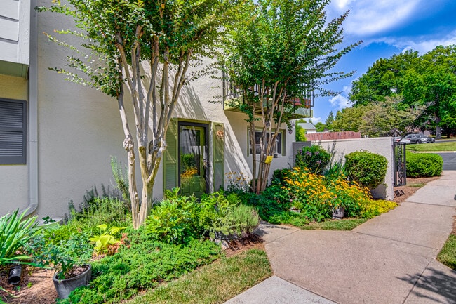 Photo - 4838 Tower Rd