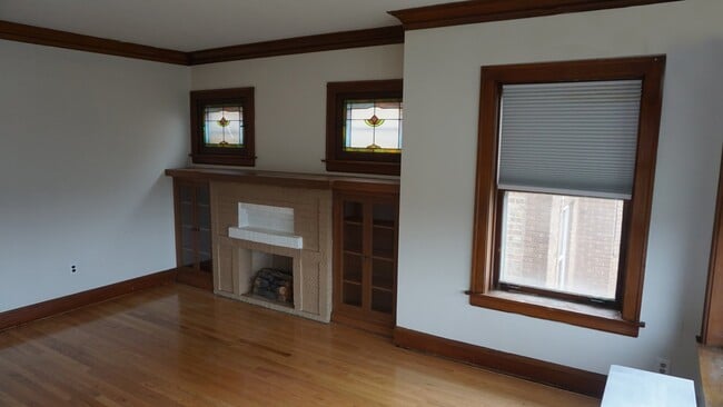 Photo - 5040 N Parkside Ave Unit 2