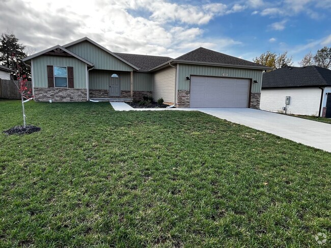 Building Photo - Beautiful New Build in Strafford! Rental