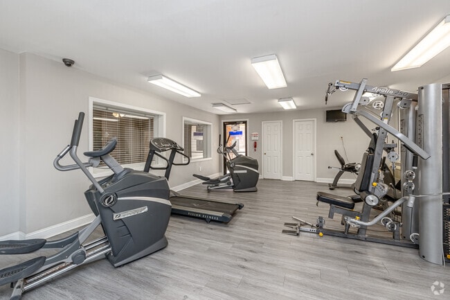 Fitness Center - Harbortown Apartments