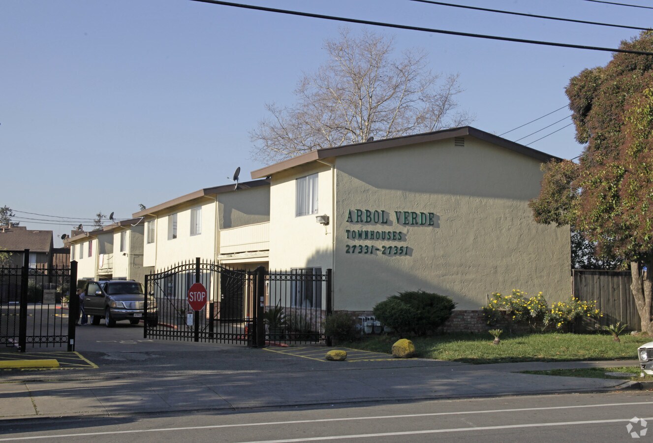 Photo - Arbol Verde Townhouses