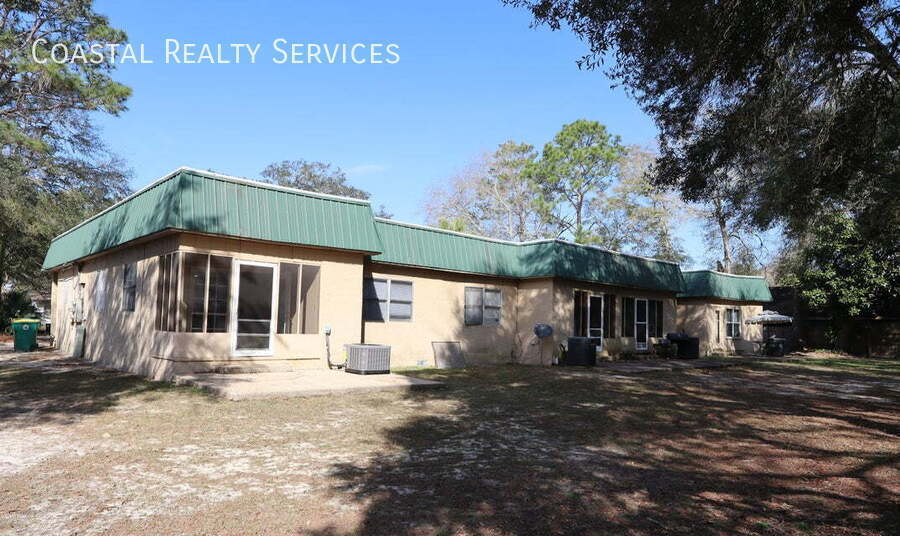 Photo - 1011 Hondo Ave