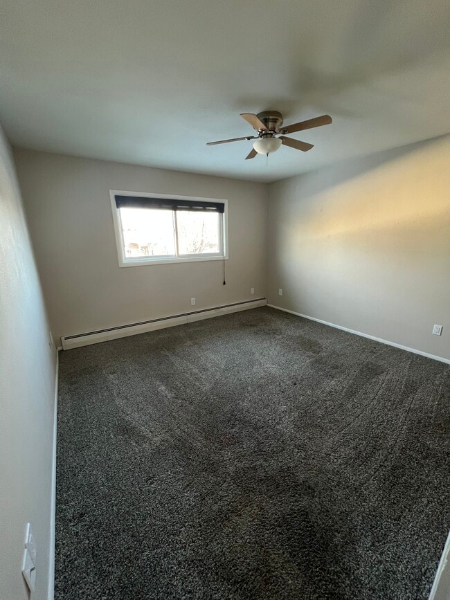 Photo - 303 Melody Ln