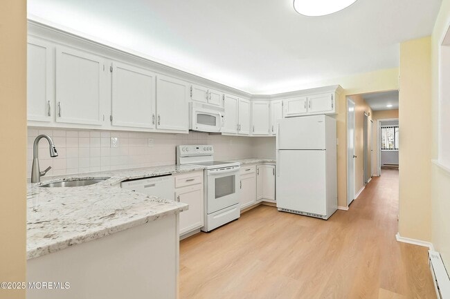 Photo - 43 Eastport Ct