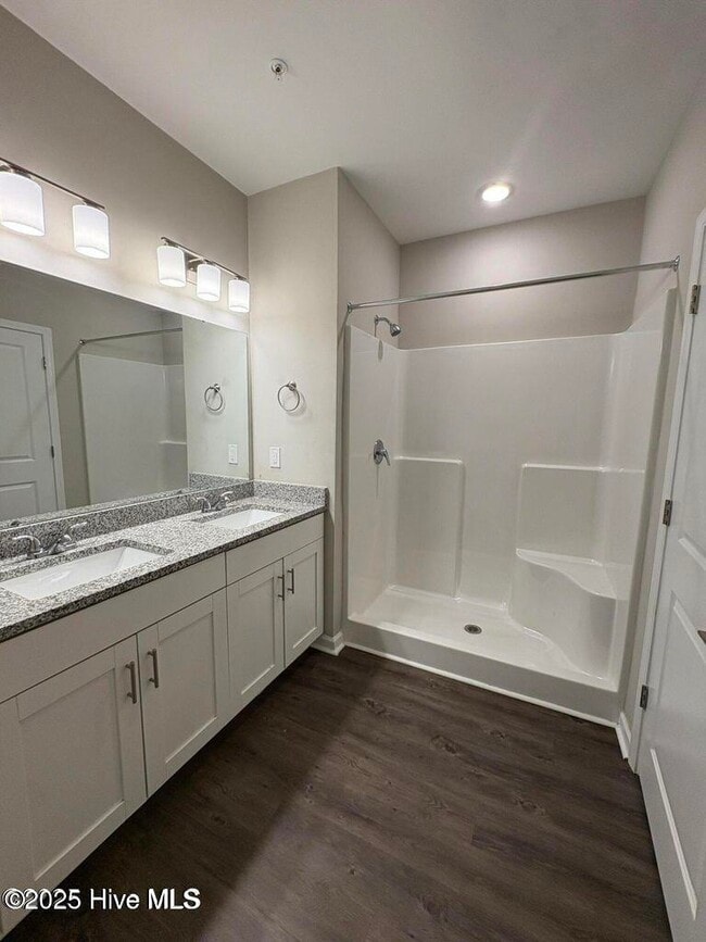 Photo - 5614 Lucas Ct Unit 203