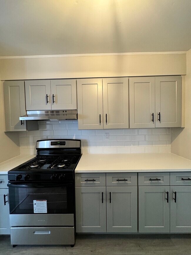 Sherwood Square Apartments Stratford, CT