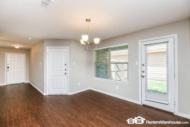 Photo - Newly renovated spacious 3 bed/2 bath, wit...