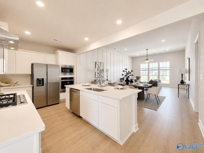 110 Moss Brk Ln