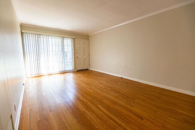 Photo - 410 Veteran Ave