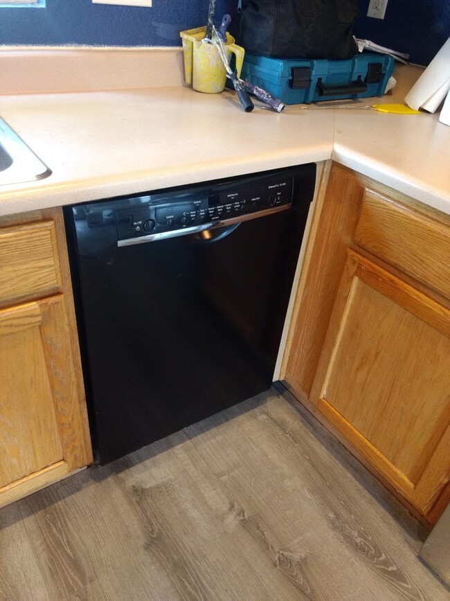 Photo - 3 Bedroom 2 Bath House in Thornton Available Now!