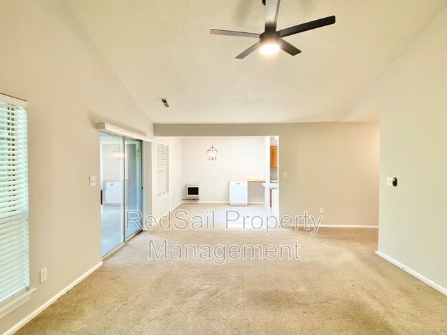 Photo - 5310 Gardner Ct
