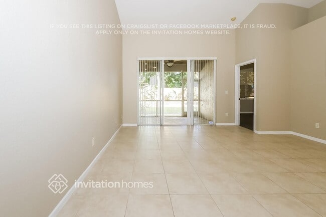 Photo - 303 E Coral Trace Cir