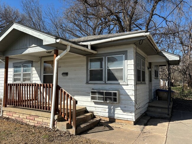 Building Photo - 611 N Meridian Ave Unit 615