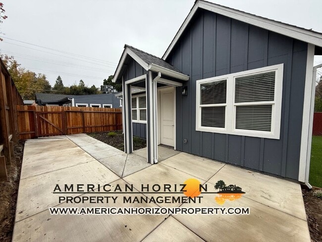 Building Photo - suns8787/8791 Unit 8791