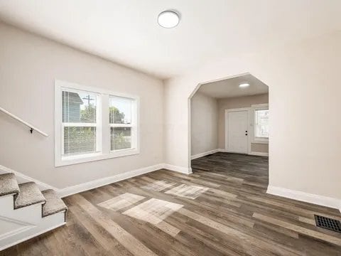 Photo - 154 N Central Ave