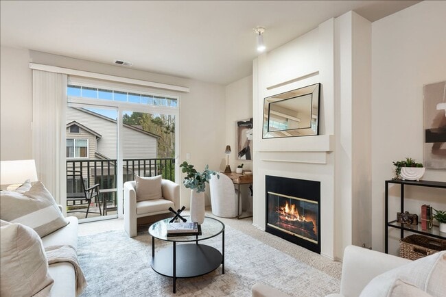 Building Photo - 2bd/1.75ba Sammamish Townhome