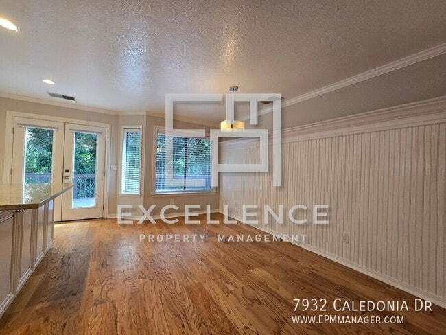 Photo - 7932 Caledonia Dr