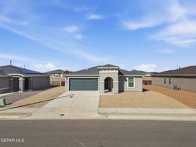 Building Photo - 14561 Desert Poppy Ct