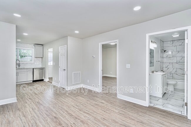 Photo - 115 Sterling St