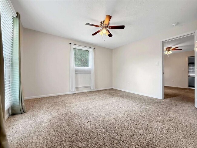 Photo - 504 Turner Ave