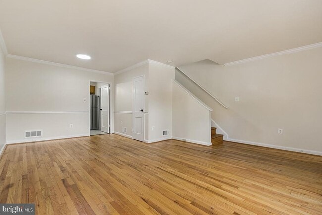 Photo - 9003 Manchester Rd