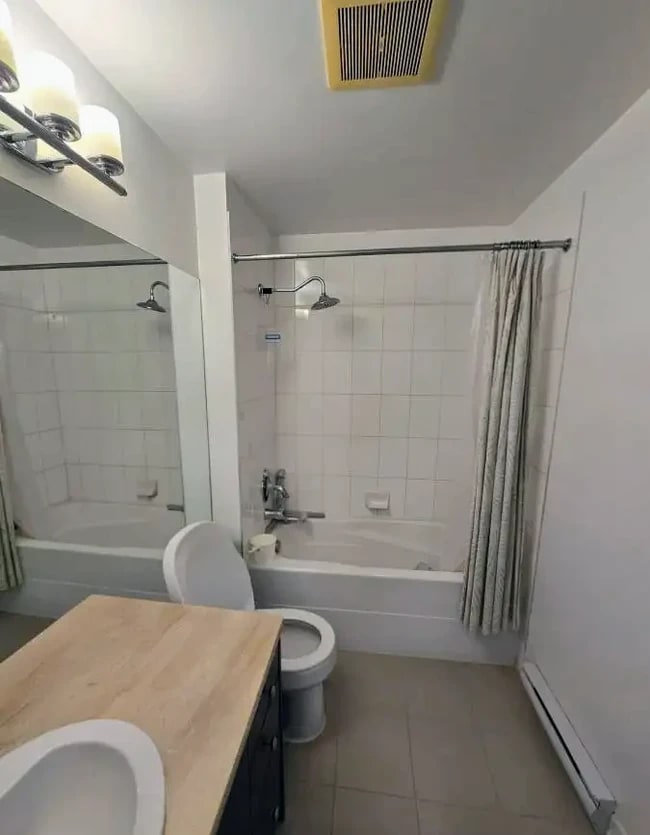 10237 133 St Unit 1 Bedroom + Den Ground Floor Apartment