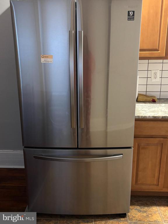 Photo - 2250 N Lambert St